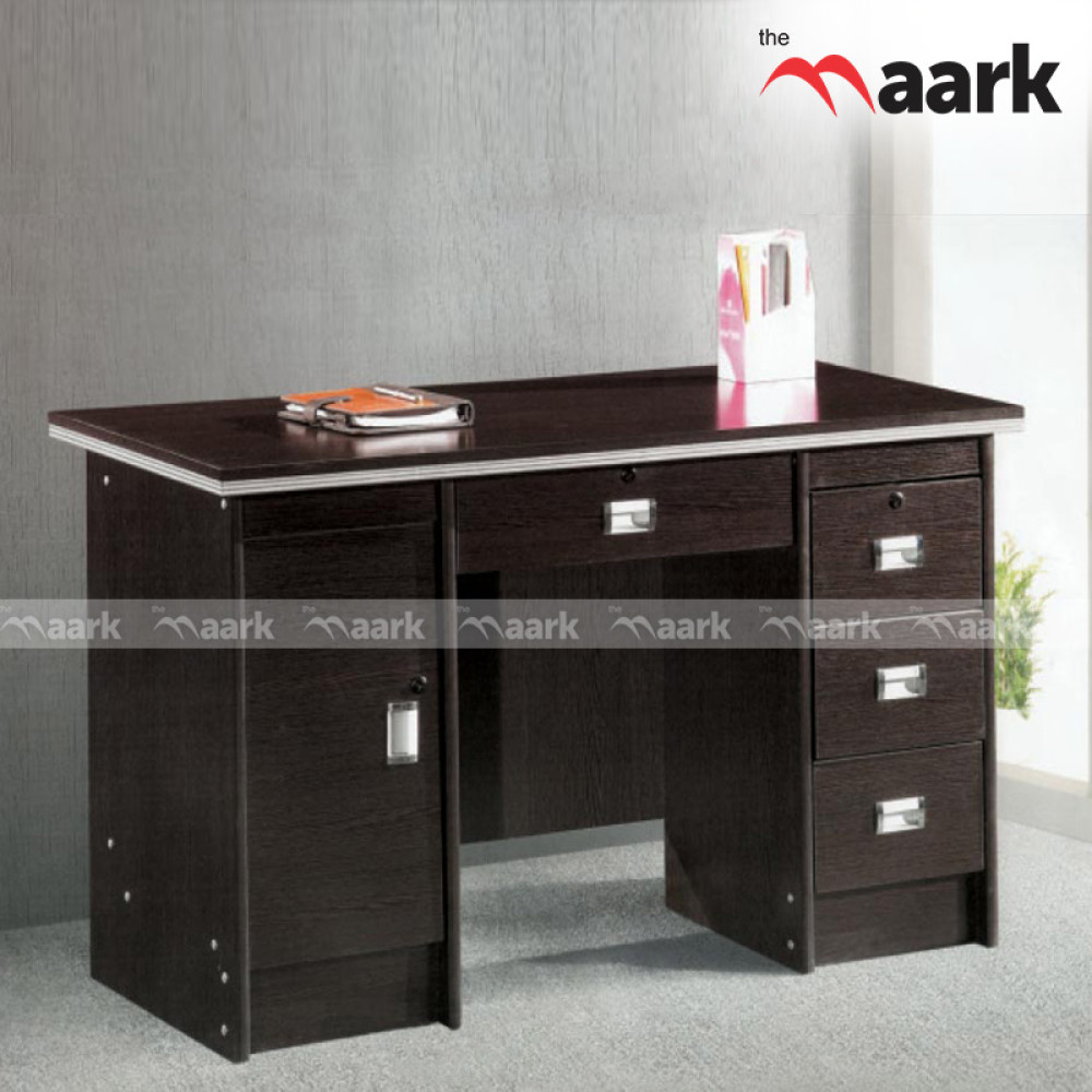 Berry Executive Wooden Table