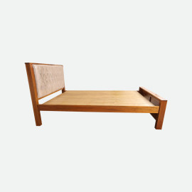 MAARK QUEEN SIZE BED (56.25) CC-41 WCF